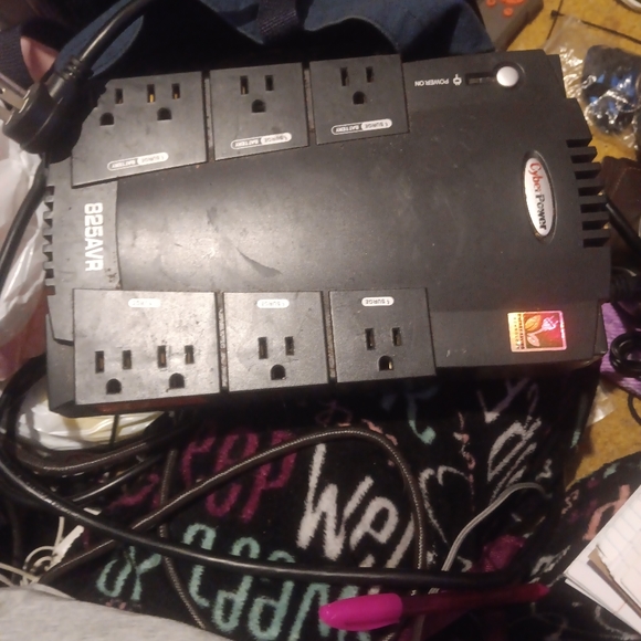 Cyberpower 825AVR - Picture 1 of 1